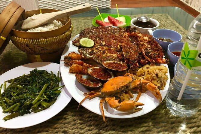 Romantic Seafood Dinner at Jimbaran Beach Bali include Sunset - Jimbaran Bay on the Sand: What Makes This Dinner Work