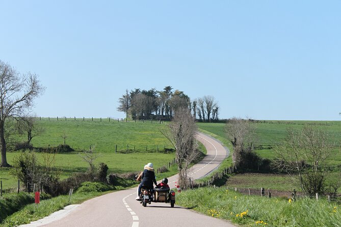 Romantic Sidecar Escape: Honfleur, Villerville & Deauville - Gear and Comfort: How the Ride Stays Relaxed