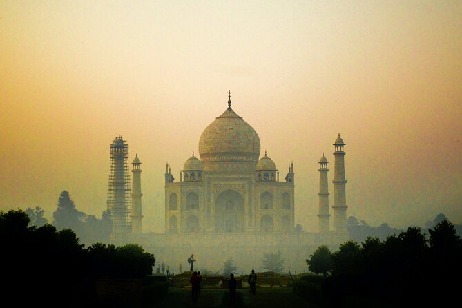 Romantic Sunset at the Taj Mahal: Day Trip from Delhi to Agra - Stop 4: Mehtab Bagh for the postcard Taj at sunset