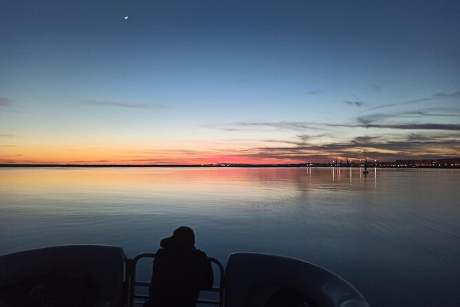 Romantic Sunset Tour in the Ria Formosa: From Faro - Champagne on the water: the romantic extras that matter