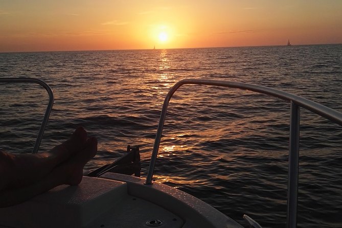 Romantic walk in the Bay of Cadiz - The sunset cruise part: panoramic Bay views without the crowd energy
