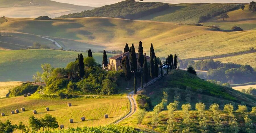 ROMANTIC WINE TOUR FOR 2 - Wine Tour in Chianti (Tuscany) - First Winery Stop: Lunch-Ready Wines and a Proper Start