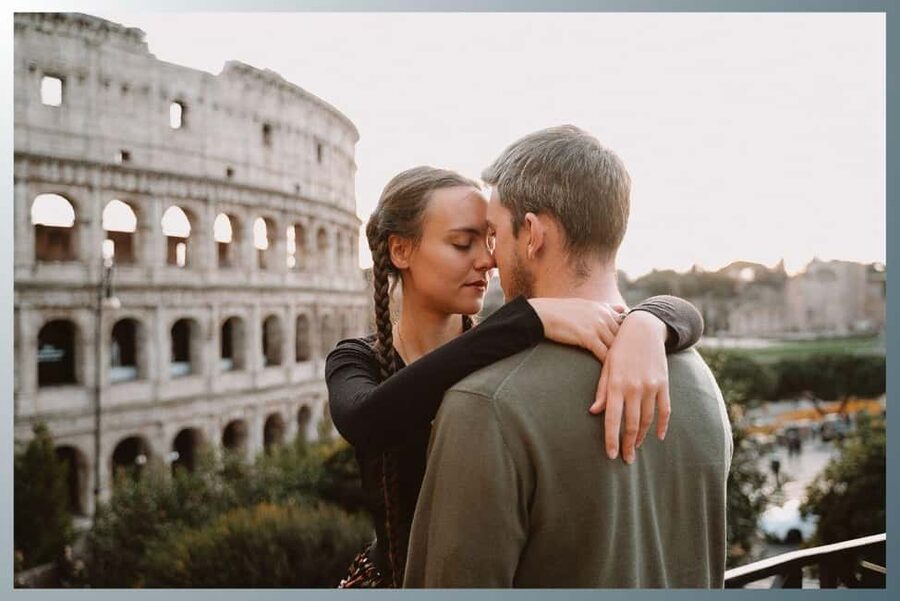Rome: Couple Photoshoot – Iconic & Romantic - Meeting AndrePhoto Outside Café Roma: Simple Start, Real Vibes