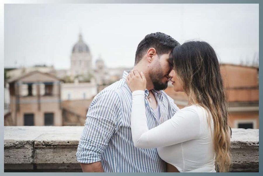 Rome: Couple Photoshoot – Iconic & Romantic - The Session Itself: Comfort First, Then Great Photos