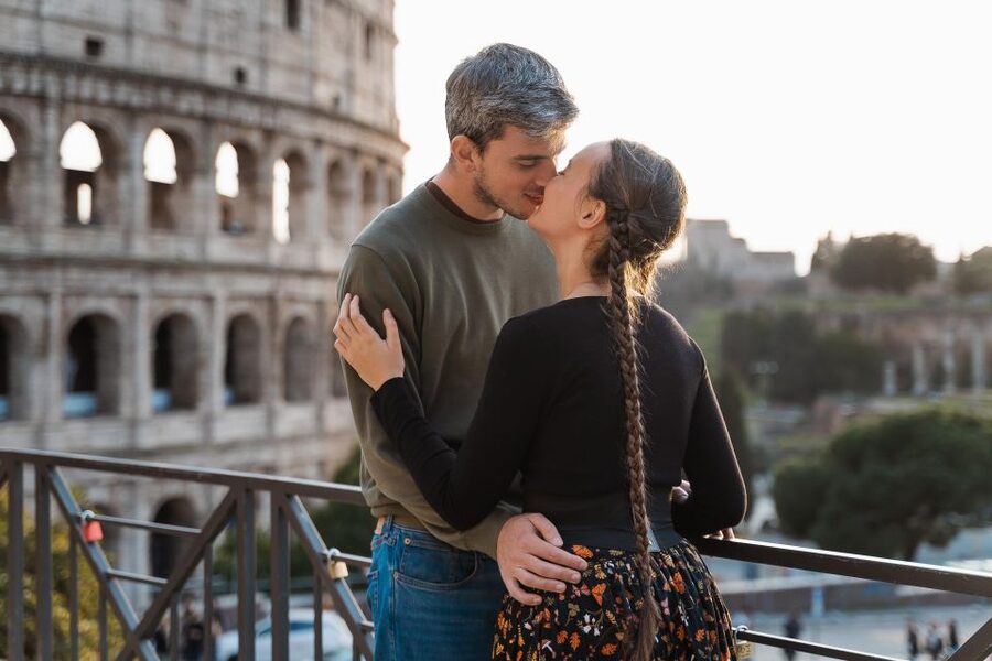Rome: Couple Photoshoot – Iconic & Romantic - For Proposals, Anniversaries, and Big Moments
