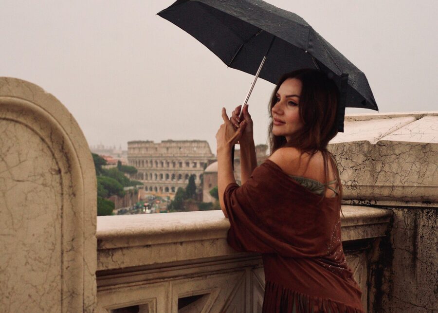 Rome: Private Couple Photoshoot with Candid & Romantic Times - Who this photoshoot is best for (and who should think twice)