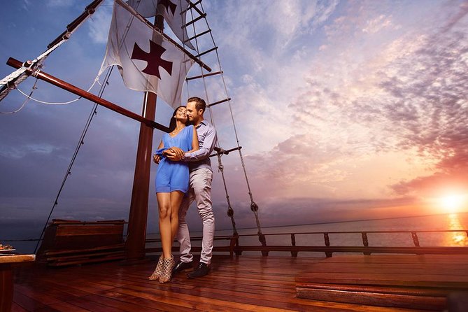 Sail Under Light of the Moon & Enjoy a Romantic Dinner in Spanish Galleon - My booking call: Should you book this romantic dinner cruise?