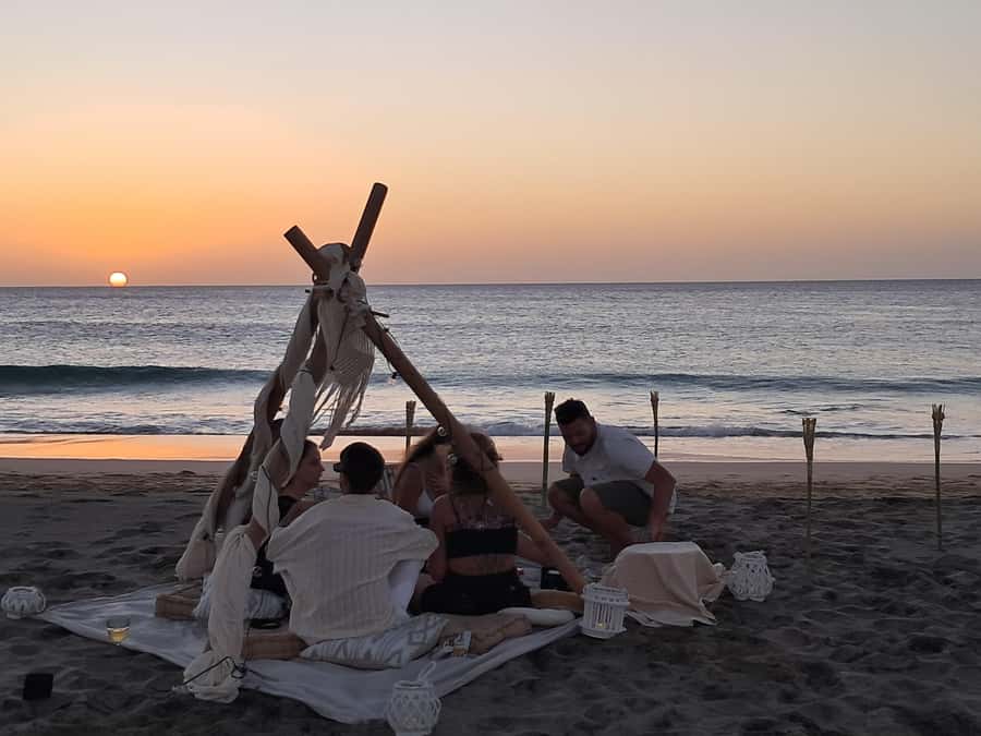 Sal: Romantic Sunset Escape with Wine and Roundtrip Transfer - Arriving at 5:30 p.m: The calm start that makes the sunset work