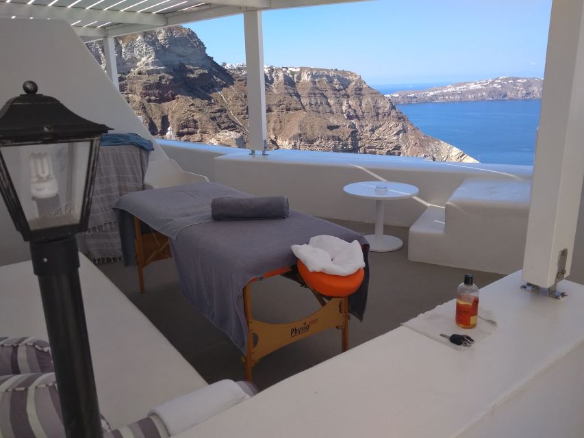 Santorini: Mobile Couples Massage at Your Private Villa - Where This Works in Santorini (And When Transportation Fees Apply)