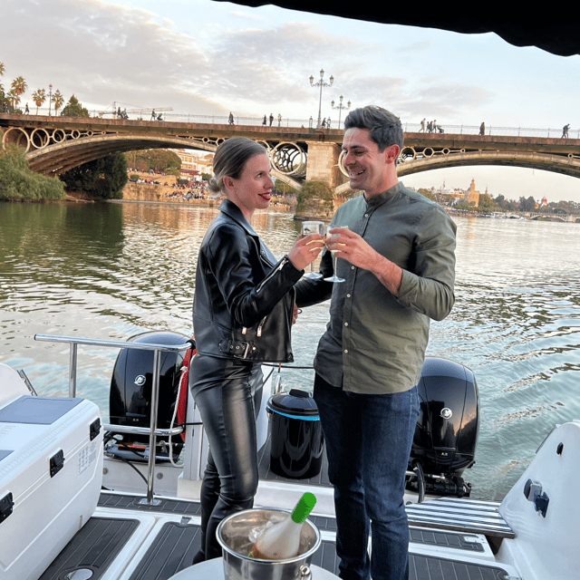 Sevilla: Romantic Boat Ride - Stepping onto the dock near Puente de S. Telmo