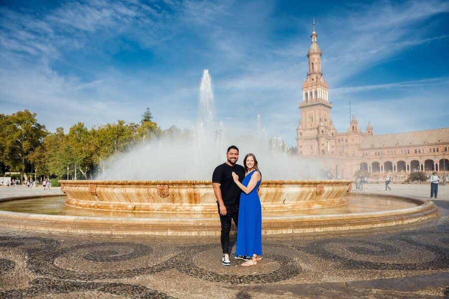 Seville: Romantic photoshoot for Couples - What’s included vs. what’s not (so you don’t get surprised)