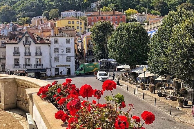 Sintra Walking Tour: Romantic Village & Palaces - Quinta da Regaleira and the Initiation Well: the spooky-sublime moment