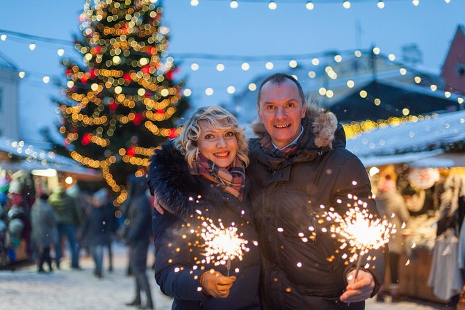 Tallinn 1 Hour Romantic Photo Tour - Weather, Crowds, and When the Route Changes