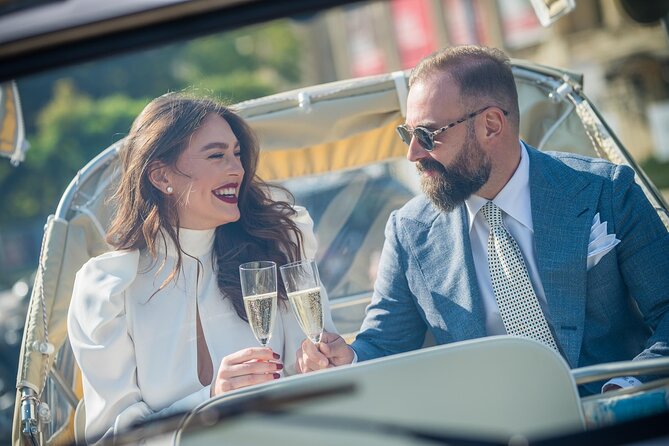 Tuk Tuk Bucharest Romantic Tour with miniBAR - Triumph Arch and Dorobanți: quick photos and slow villa streets