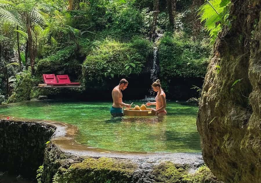 Ubud: Floating Breakfast, Jungle Swing & Spa Romantic Tour - Practical packing list (so your day stays romantic)