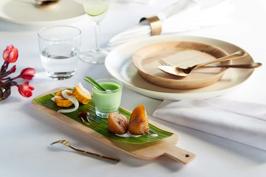 Ubud: Romantic 6-Course Candlelight Dinner in Ubud Valley - A Candlelit Table in Ubud Valley’s Quiet Green World