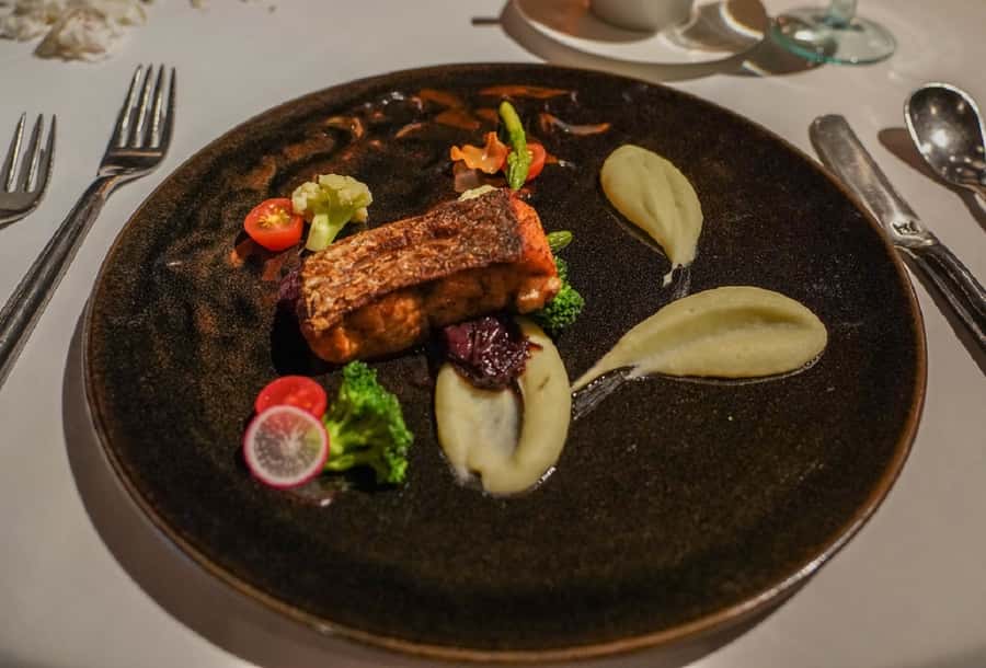 Ubud: Romantic Dinner among the Rice Fields - Dietary Options: Halal, Vegetarian, and Vegan on Request