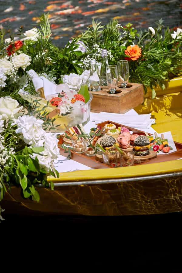 Ubud: The Original Koi Fish Yellow Boat Photo Moment - What the 1-hour tea cruise actually includes