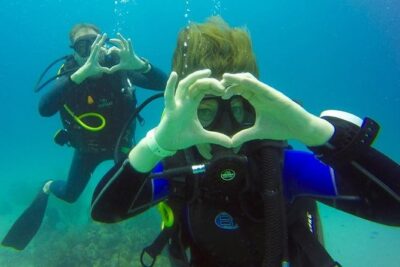 Underwater Marriage Proposal - What You Actually Do On This Proposal Scuba Experience