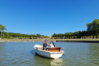 Versailles Golf Cart Guided Tour and Romantic Boat with Champagne - Golf Cart Through the Royal Gardens and Bosquets (Where the time actually goes)