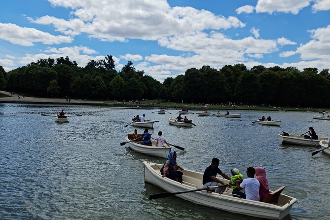 Versailles Golf Cart Guided Tour and Romantic Boat with Champagne - Who this Versailles package is best for