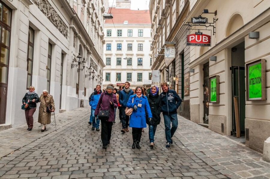 Vienna: Romantic Old Town 2-Hour Discovery Tour - Price, timing, and value for groups up to seven