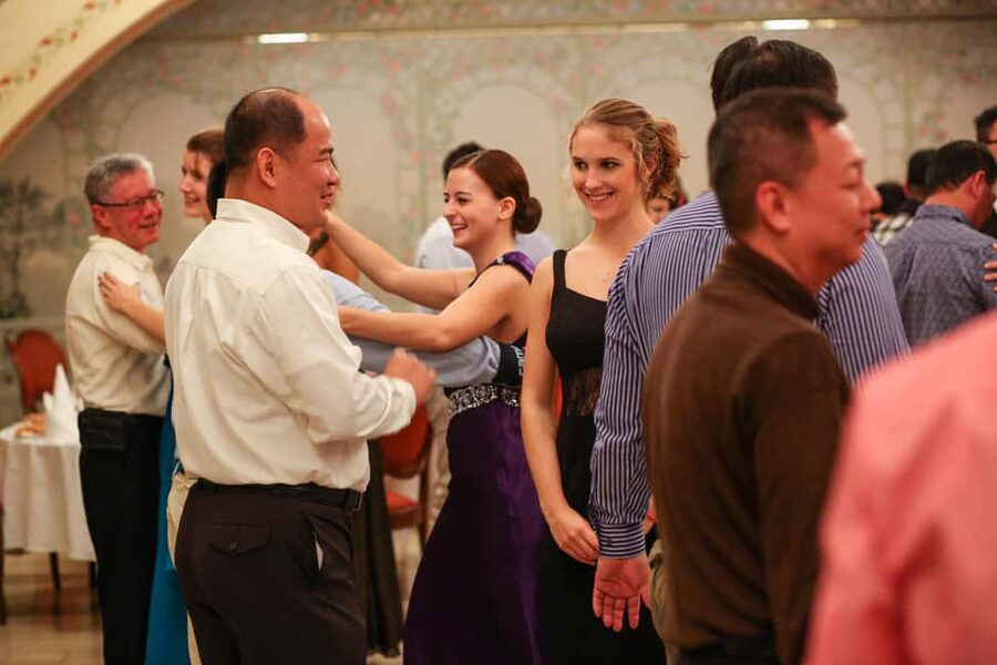 Vienna: Viennese Waltz Beginner Workshop for Couples - Key Things to Know Before You Go