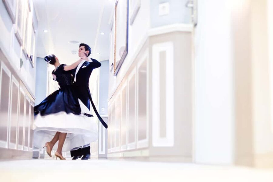 Vienna: Viennese Waltz Beginner Workshop for Couples - Who Should Book This Workshop (and Who Should Skip It)