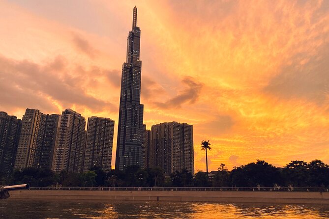 VIP Tour in Saigon: Romantic Sunset Cocktail by SpeedBoat - What to Pack: Umbrella, Jacket, and Photo Gear