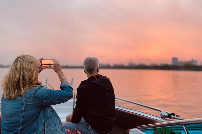 VIP Tour in Saigon: Romantic Sunset Cocktail by SpeedBoat - Bach Dang Pier Pickup: Fewer Headaches at Dusk