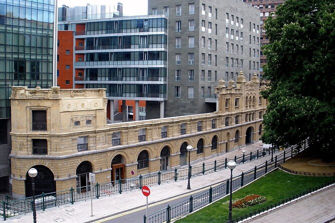Year of Love in Bilbao: Self-Guided Romantic Puzzle Quest - Stop 4: Guggenheim Museum Bilbao for the biggest payoff
