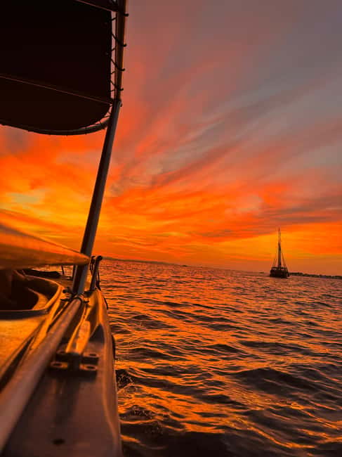 Zadar: Romantic Luxury Sunset Boat Tour with Aperol Spritz - Key highlights worth planning around