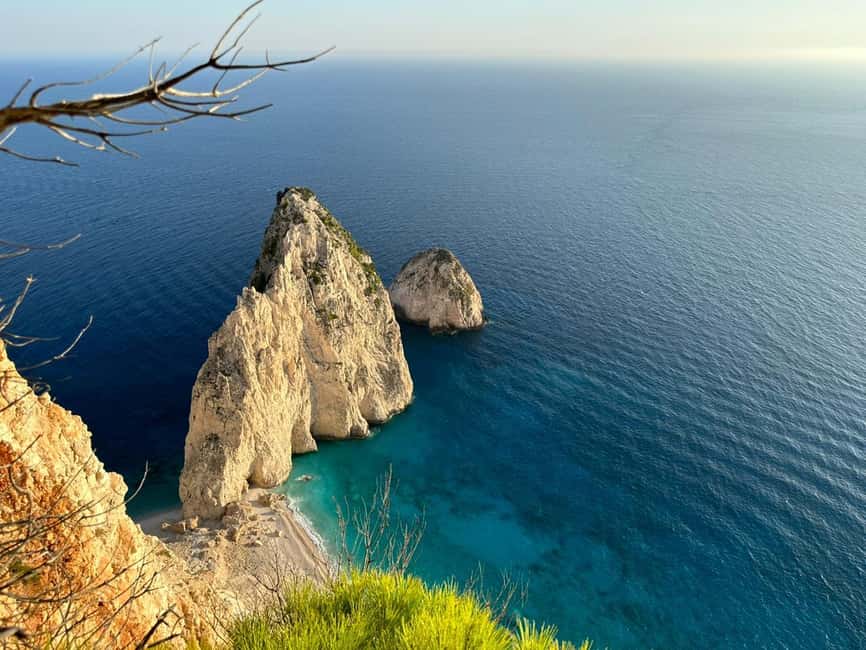 Zakynthos: Keri Lake Romantic Sunset & Myzithres Viewpoint - Group size, guide energy, and how the tour feels in real time